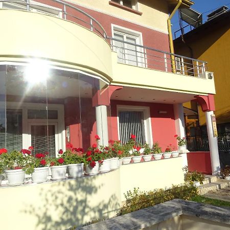 Стаи За Гости Ве-Бо-Ли** Bankya Exterior foto